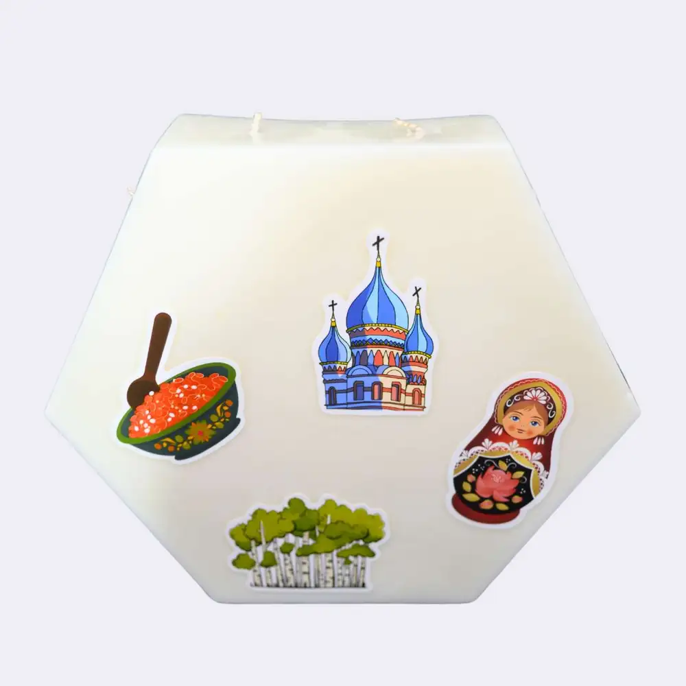 Dekokerze „Hexagon Grande mit Russischem Motiv"