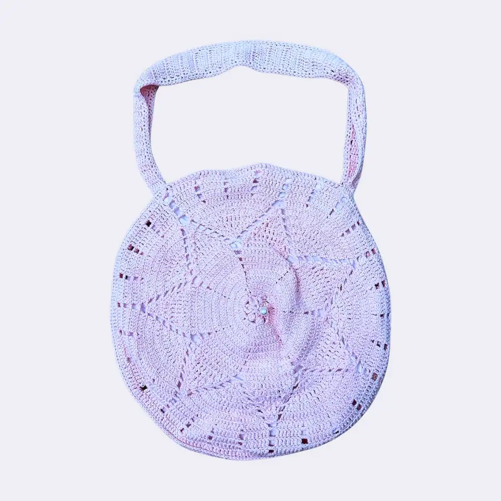 Gehäkelte Tasche „Blütenzauber“