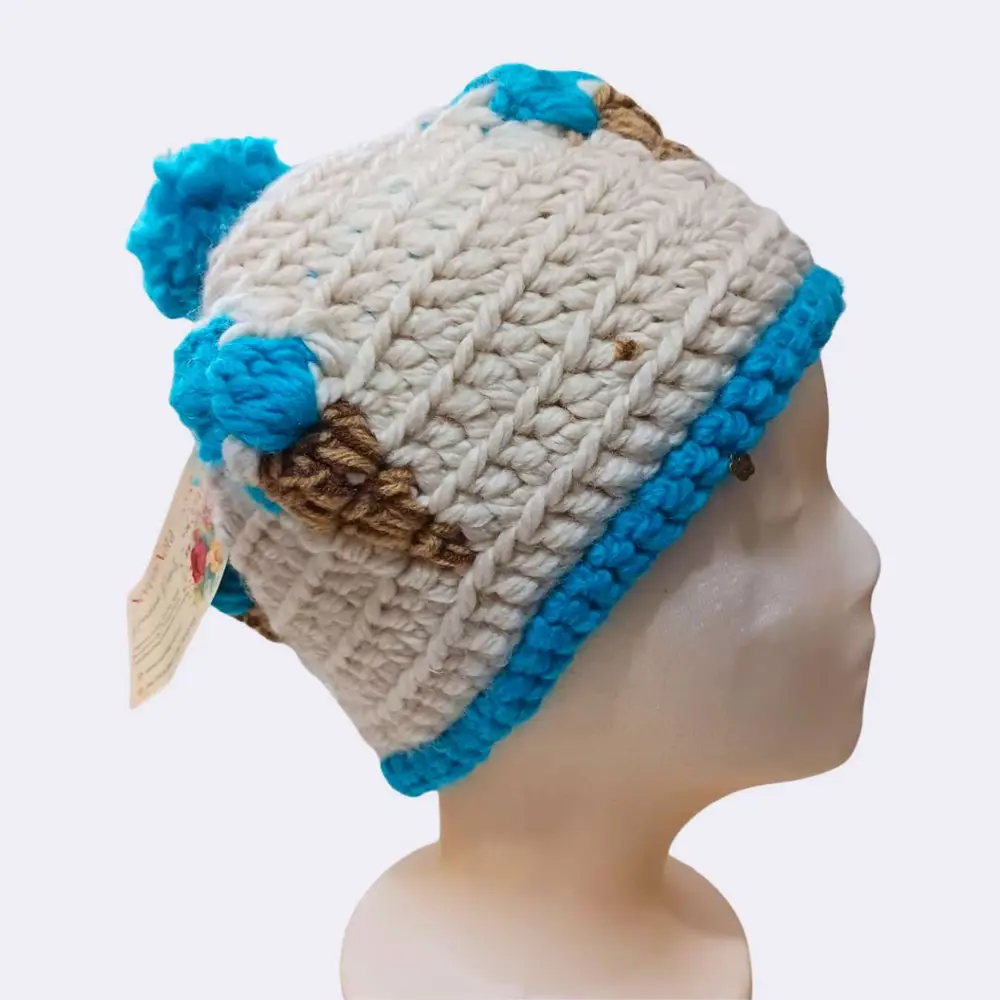 Handgehäkelte Eiscreme-Mütze aus Wolle – Warm, Einzigartig & Verspielt – Bild 3