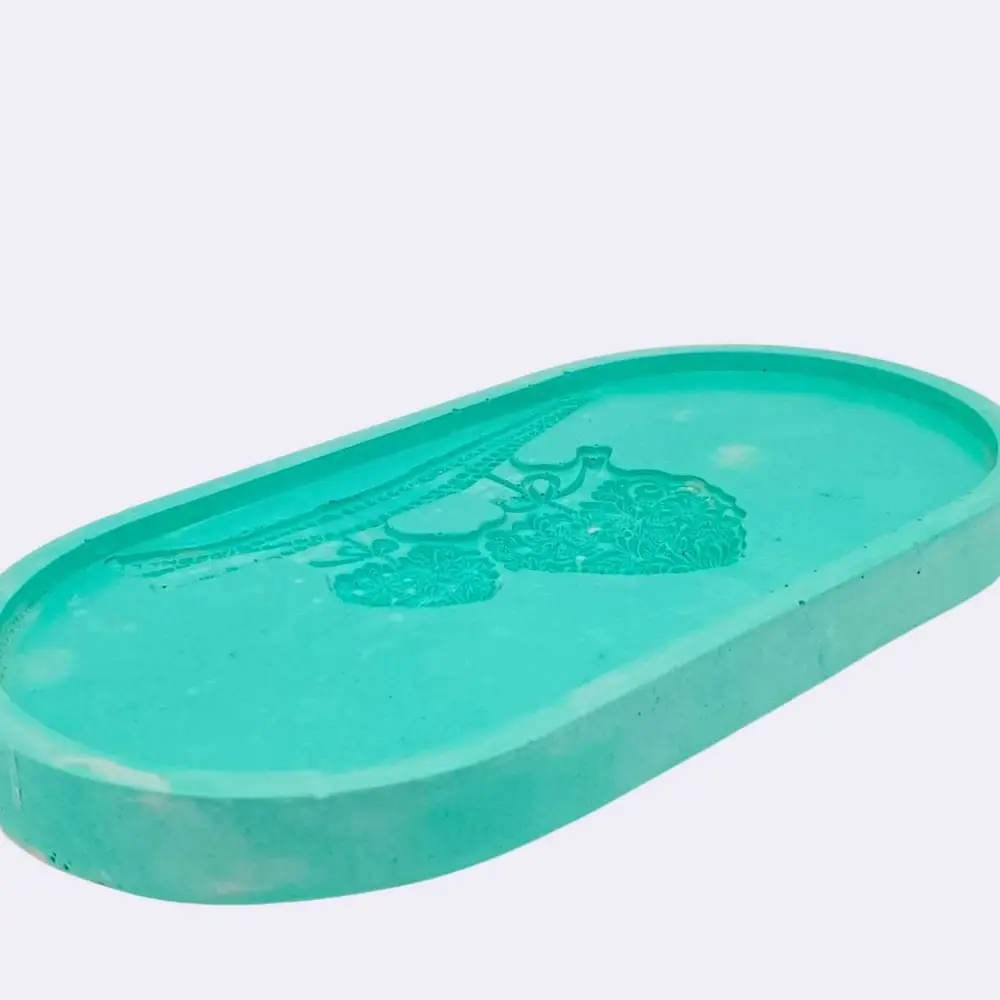 Ovale Gipsplatte – Einzigartiges Herzdesign in Grün-Blautönen – Bild 2