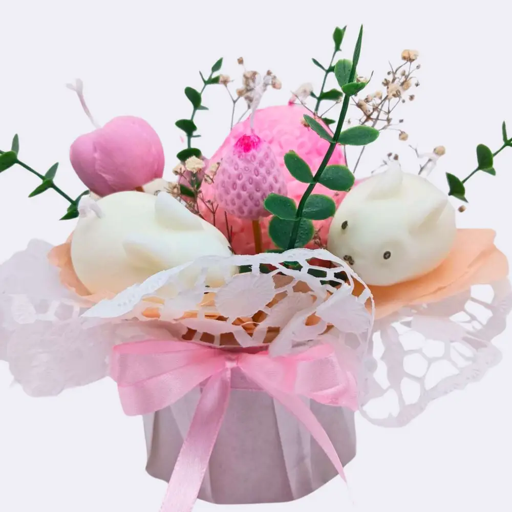 Osterzauber – Festlicher Kerzenstrauß in Rosa & Weiß