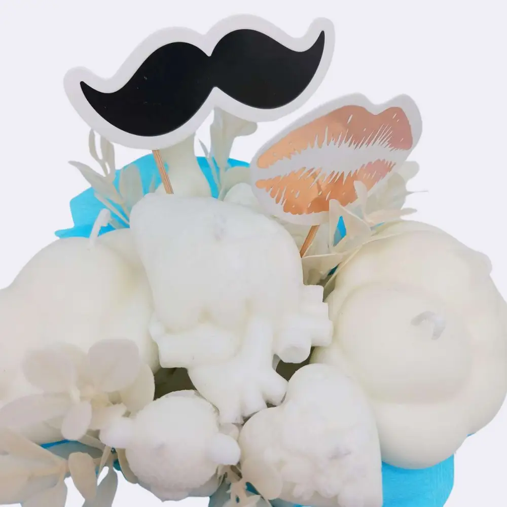 Eleganter Kerzenstrauß in Weiß & Blau – Bild 2