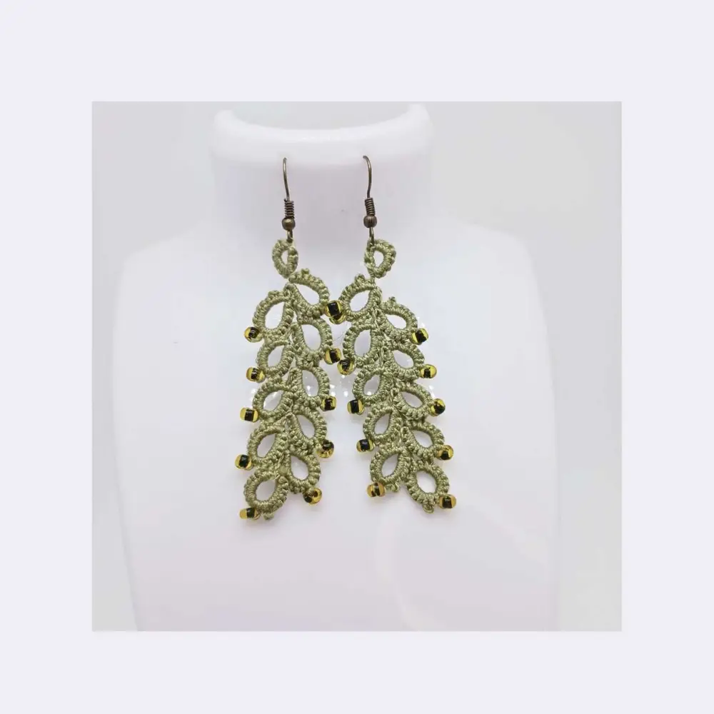 Ohrringe „Blätterrausch“,Occhi-Technik, 10 Blätter