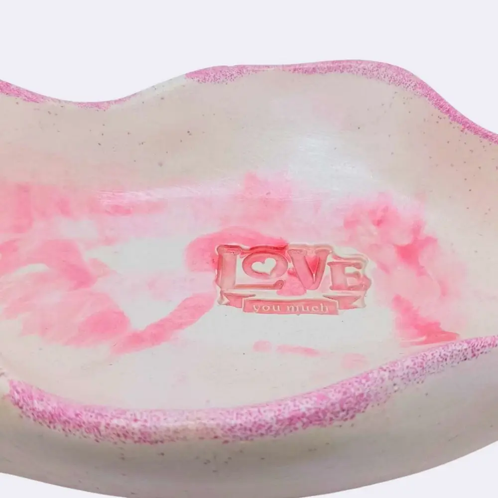 Love You Match – Ovale Gipsplatte in Weiß-Rosatönen – Bild 3