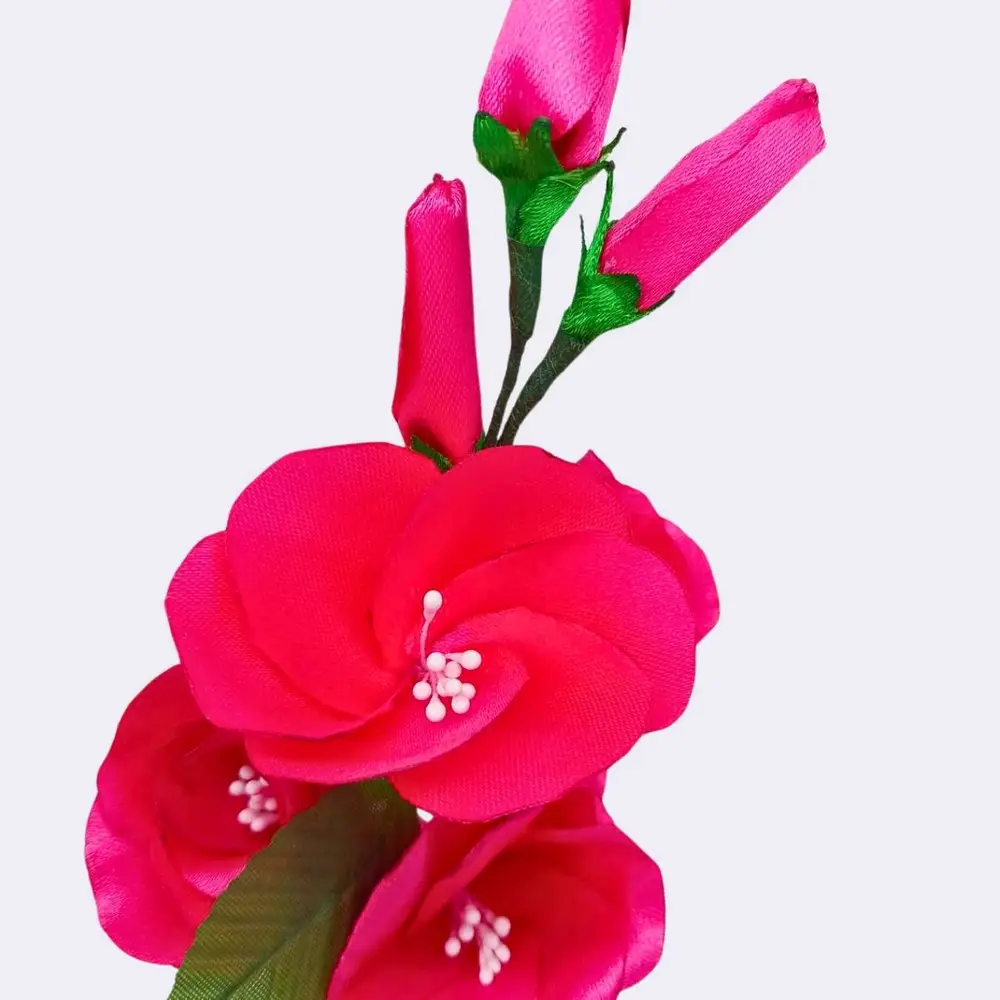 Handgefertigte Hagebuttenzweige – Bild 3