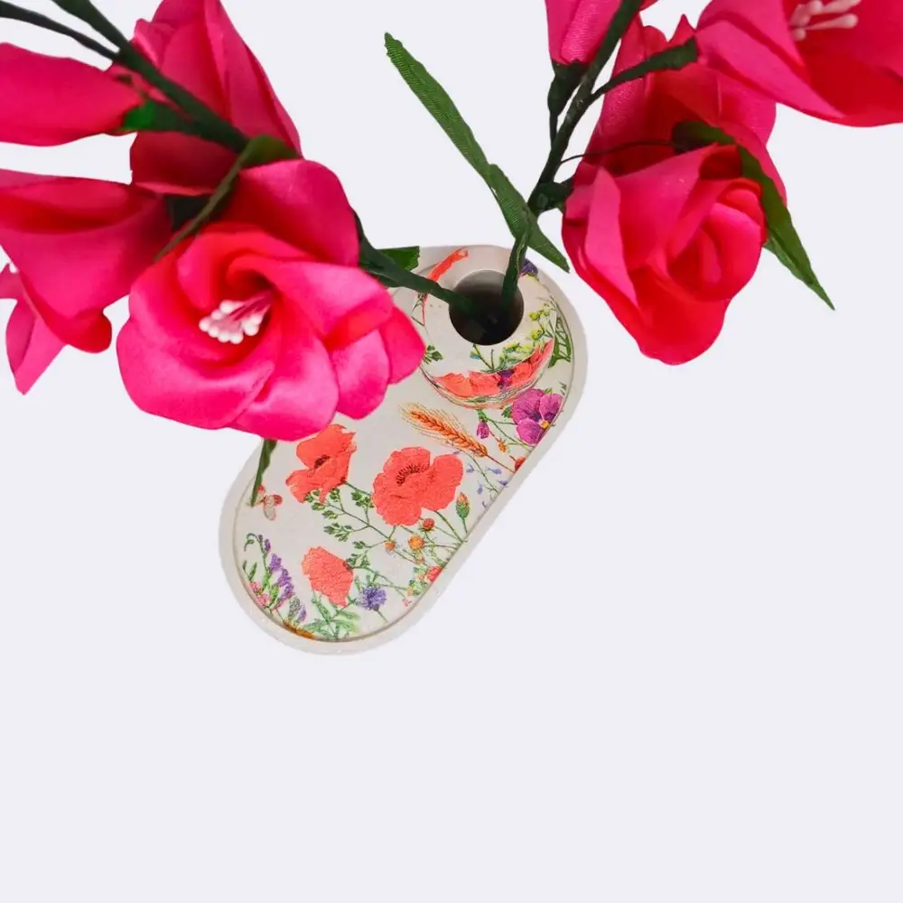 Handgefertigte Hagebuttenzweige – Bild 6