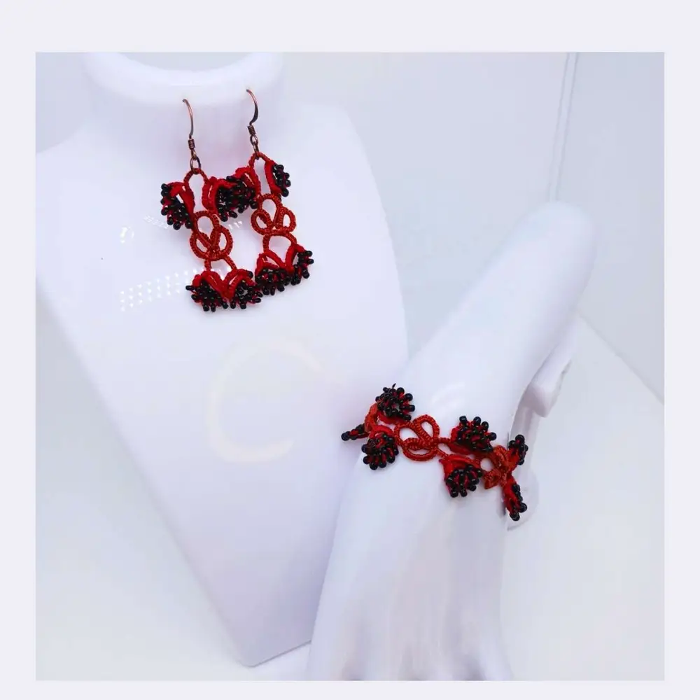 Schmuckset „Mohnblüte der Nacht“